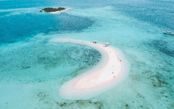 Foto Wilayah laut Indonesia. ( Foto : Stijn / Pexels )