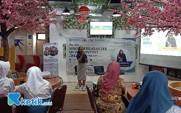 Foto Penuh antusias, belajar jadi voice over content creator