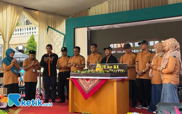 Foto Pelaksanaan puncak HUT ke-21 SMP Islam Sabilillah Malang. (Foto: Lutfia/Ketik.co.id)