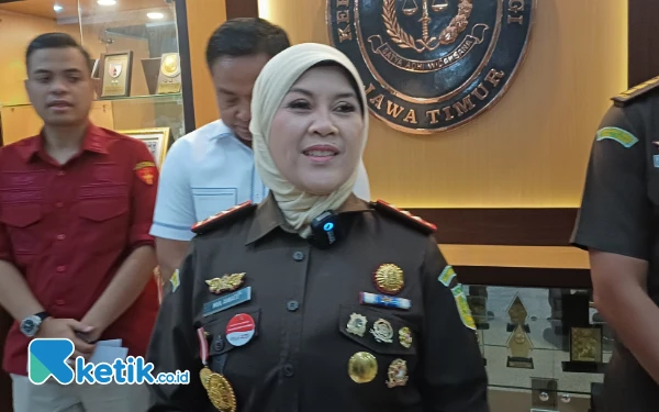 Asyik! Jelang Pensiun, Kajati Jatim Mia Amiati Dapat Jatah Komisaris Bank Mandiri